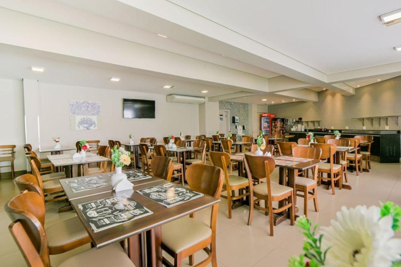 阿拉萨图巴广场酒店 Araçatuba 外观 照片